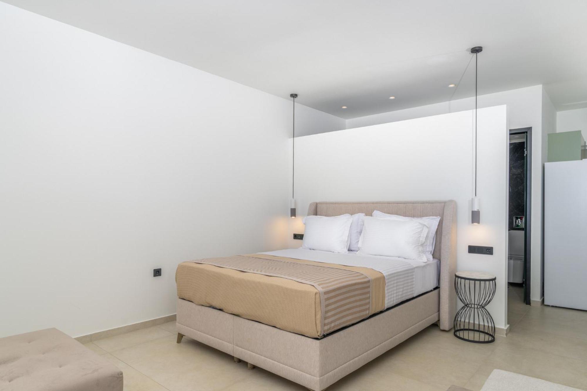Mellamare Luxury Suites Athanion Luaran gambar