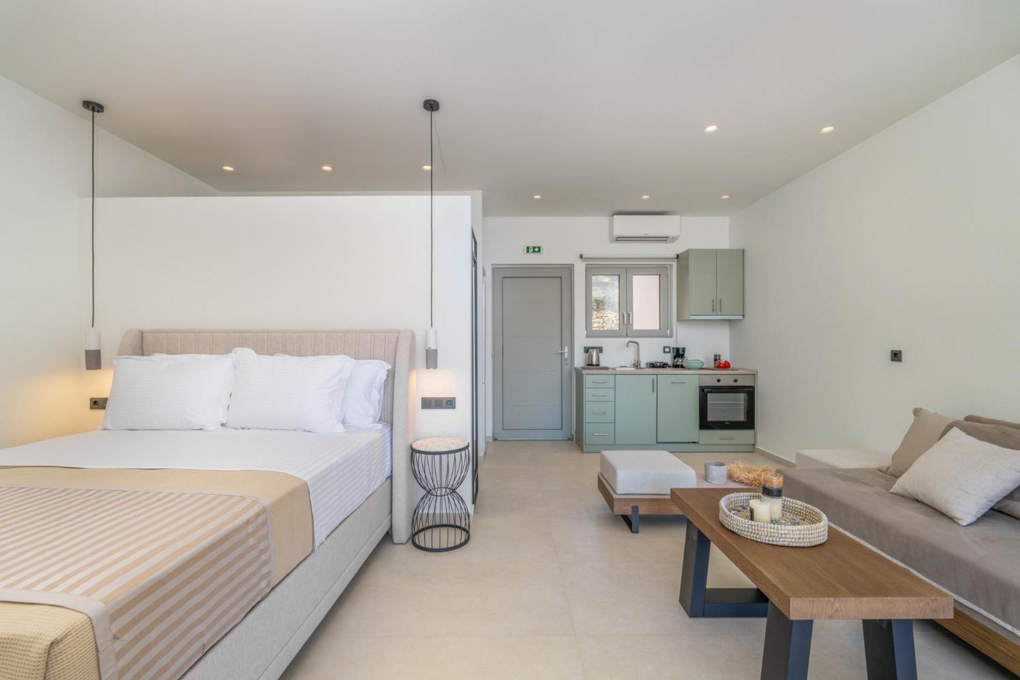 Mellamare Luxury Suites Athanion Luaran gambar